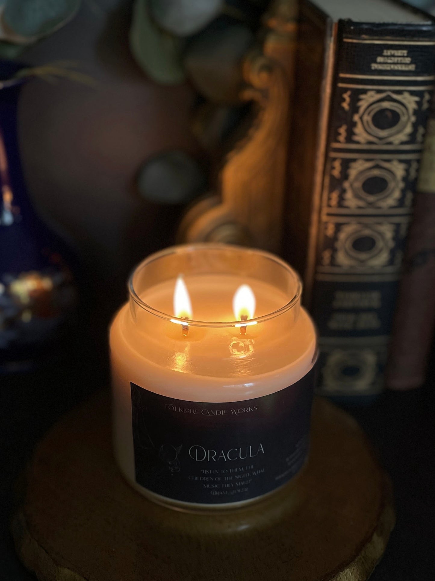 Dracula || 16 oz. Double-Wick Candle