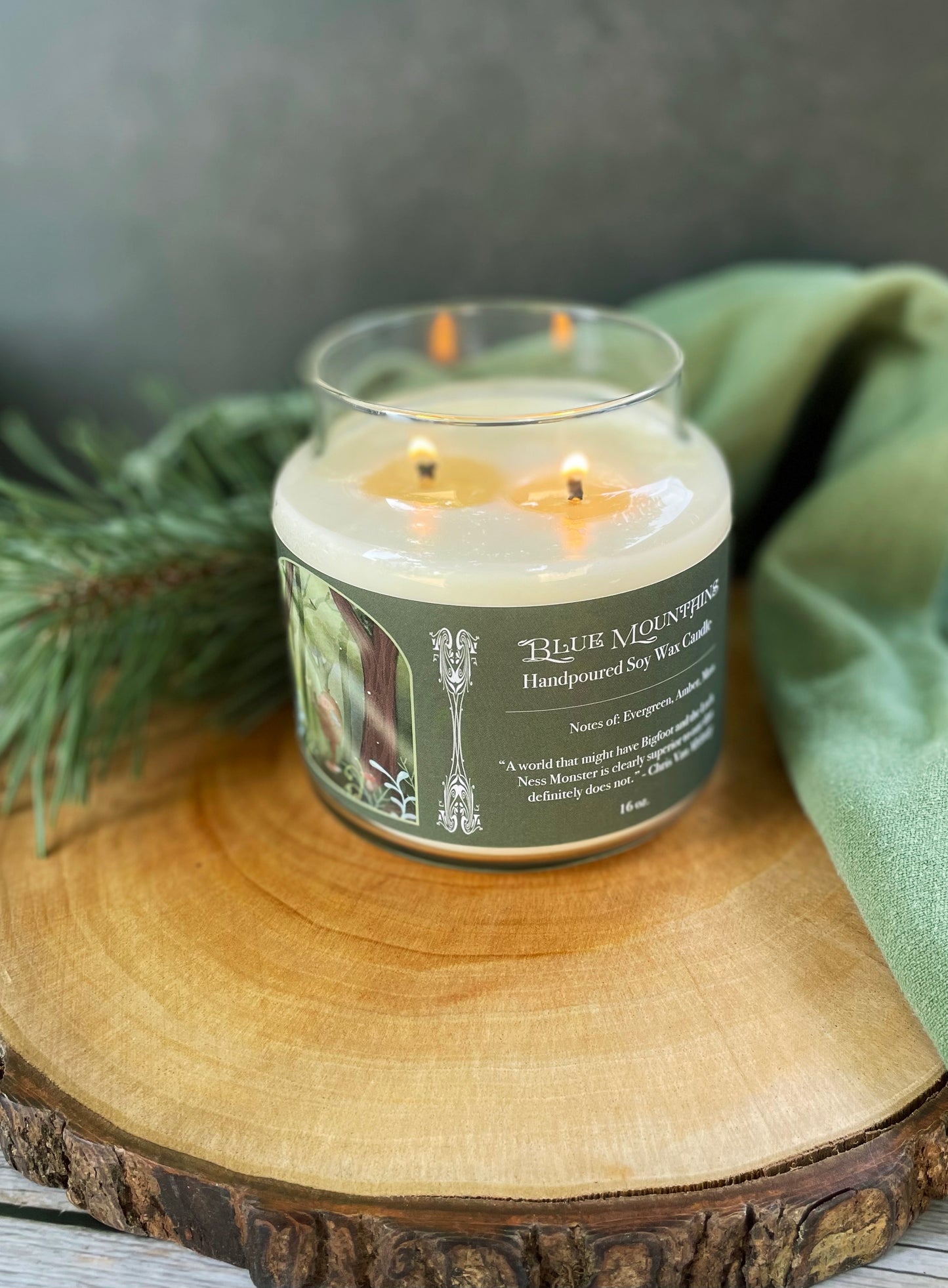 Blue Mountains || 16 oz. Double-Wick Candle